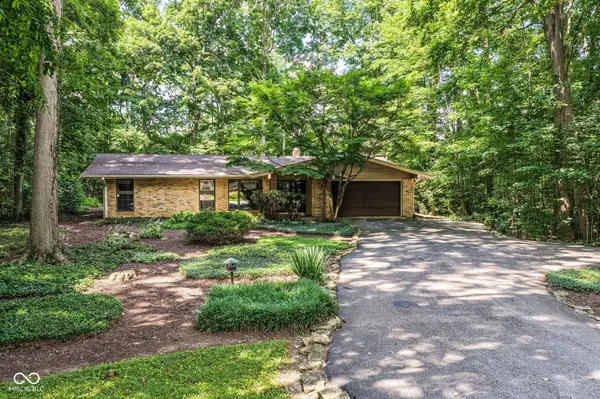 6012 Northwood DR, Carmel, IN 46033
