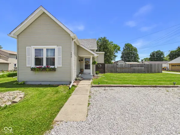 505 N 13th ST, Elwood, IN 46036
