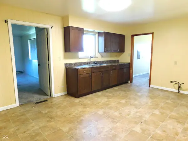 909 S Parkside DR, Greensburg, IN 47240