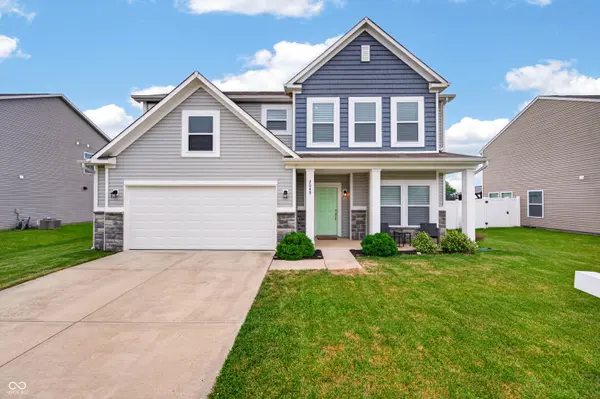 2089 Deer Valley CT, Columbus, IN 47201