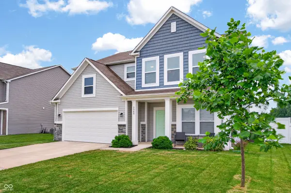 2089 Deer Valley CT, Columbus, IN 47201
