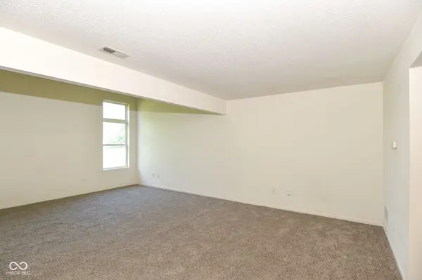 4062 Mossy Bank RD, Indianapolis, IN 46234