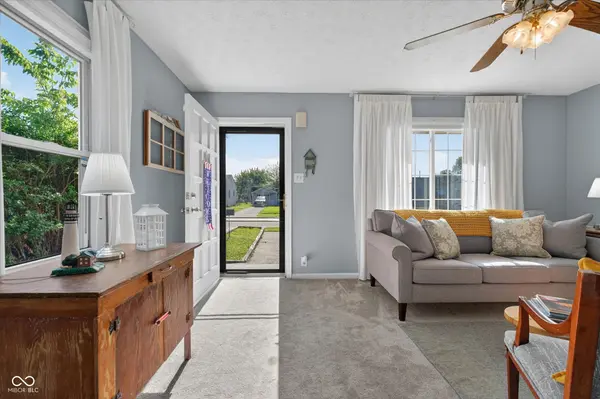 306 S 8th AVE, Beech Grove, IN 46107