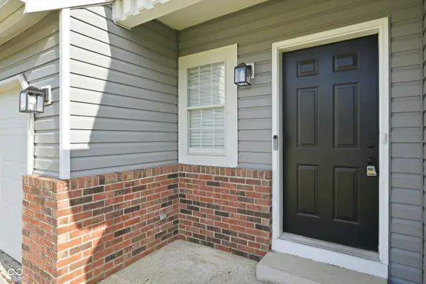 11127 Bayridge CIR W, Indianapolis, IN 46236