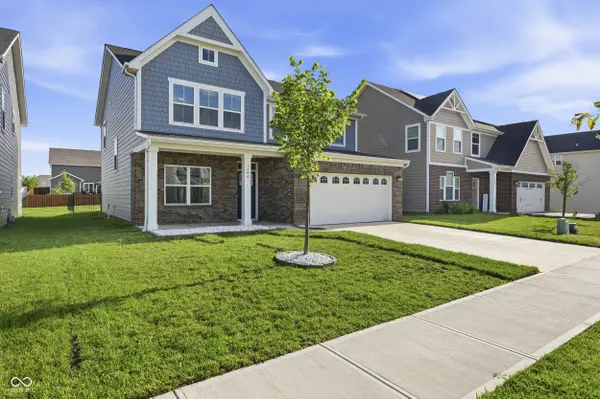 1496 Moose Ridge LN, Westfield, IN 46074