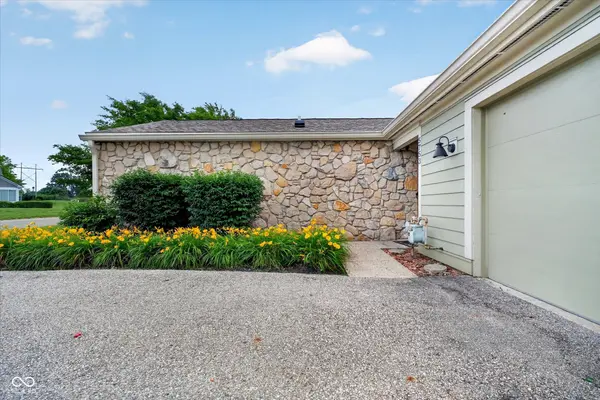 5753 Bradston WAY, Indianapolis, IN 46237