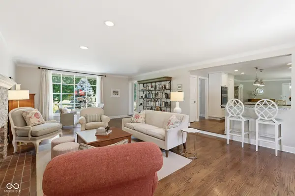 10904 Spring Mill LN, Carmel, IN 46032