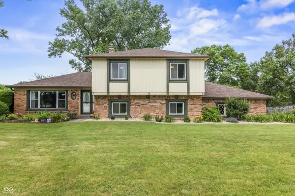 1214 Sherwood DR, Greenfield, IN 46140
