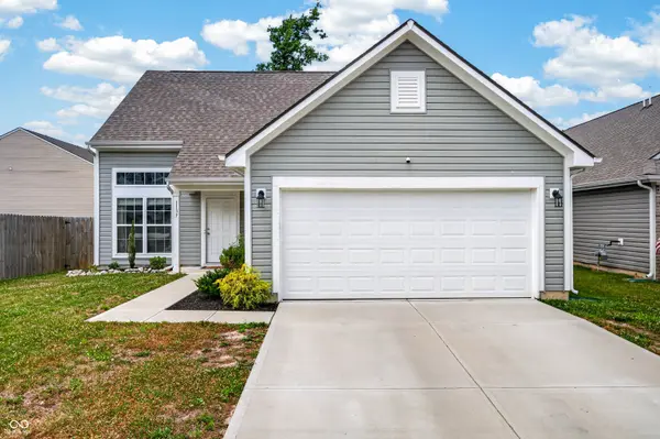 1137 N Aberdeen DR,  Franklin,  IN 46131