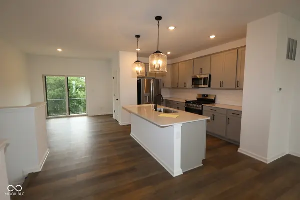 4447 Yellowwood AVE, Brownsburg, IN 46112