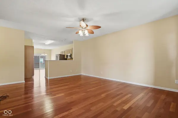 11842 E Dumfrees CT, Indianapolis, IN 46229