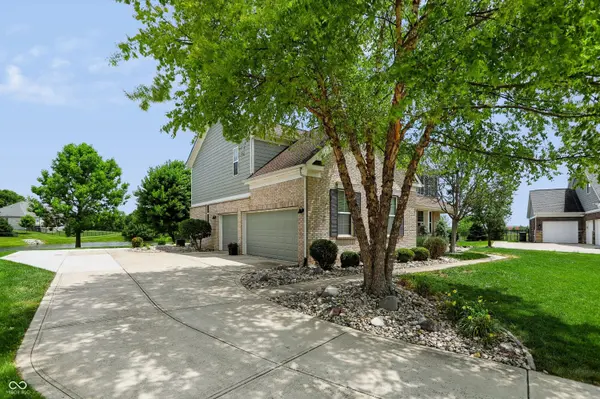 3222 Cherokee CIR, Bargersville, IN 46106