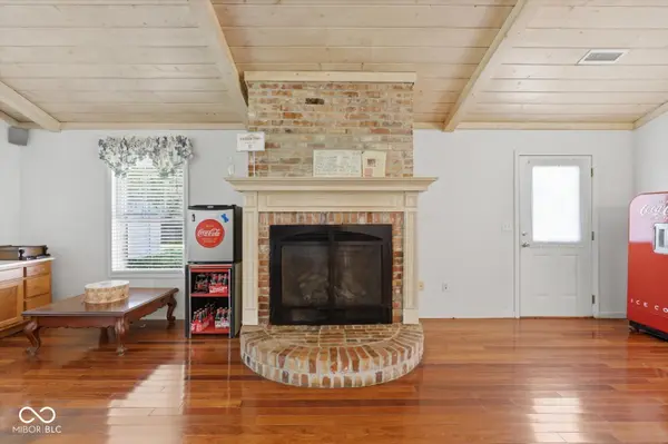 449 E McKay RD, Shelbyville, IN 46176