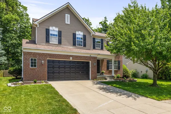 11897 Gatwick View DR, Fishers, IN 46037