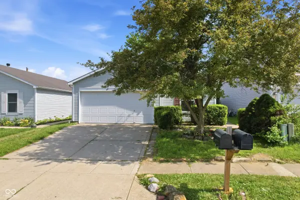 10688 Glenayr DR,  Camby,  IN 46113