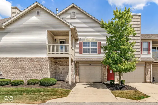 1153 Blackthorne, Plainfield, IN 46168