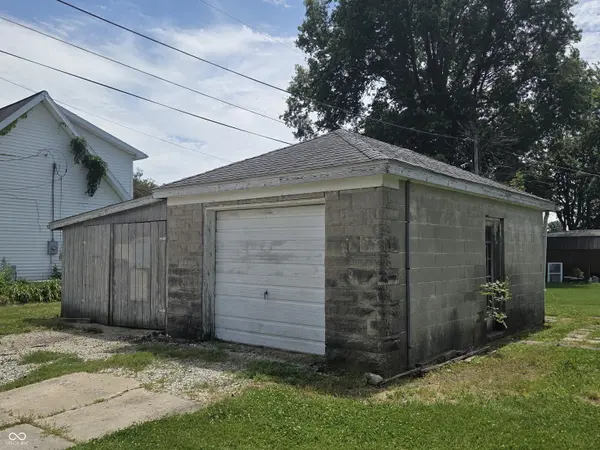 246 N Maple ST, Osgood, IN 47037