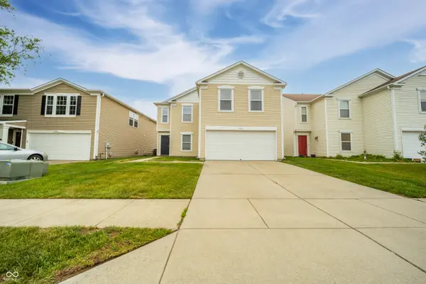 7631 Charlotte DR, Ingalls, IN 46048