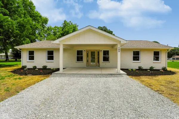 109 W Johnson ST, Fairland, IN 46126