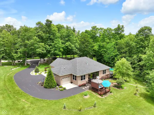 1710 Cessna BLVD, Martinsville, IN 46151