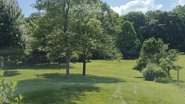 141 Greenhill Addition RD, Bedford, IN 47421