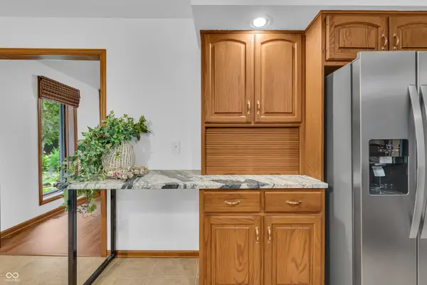 6992 Forest Ridge CT, Plainfield, IN 46168