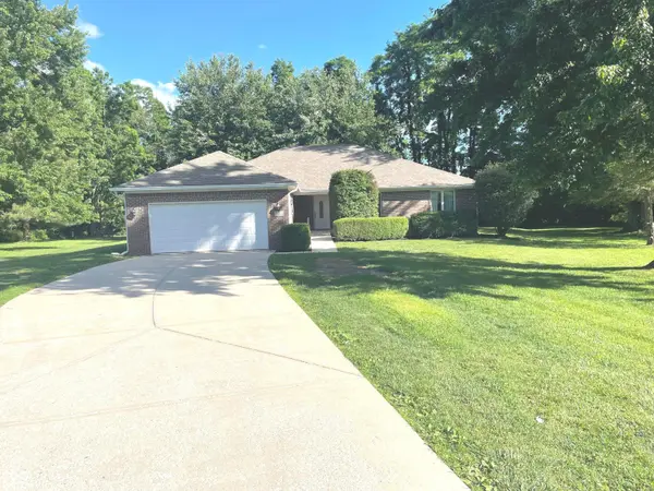 8 U DR, Cloverdale, IN 46120