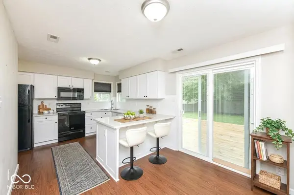 7954 Branch Creek DR, Indianapolis, IN 46268