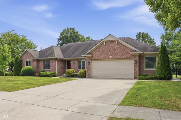 7609 Apothecary CT, Plainfield, IN 46168