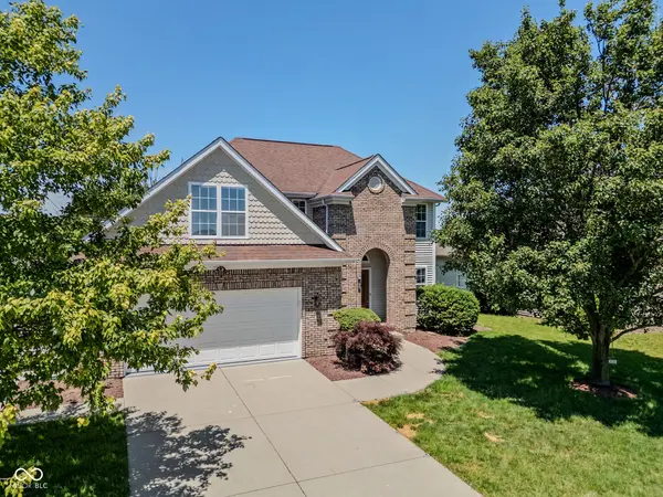 4420 Princeton Park DR, Columbus, IN 47201
