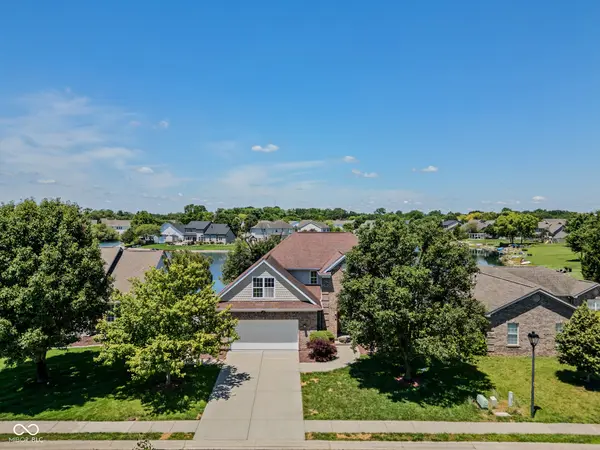 4420 Princeton Park DR, Columbus, IN 47201