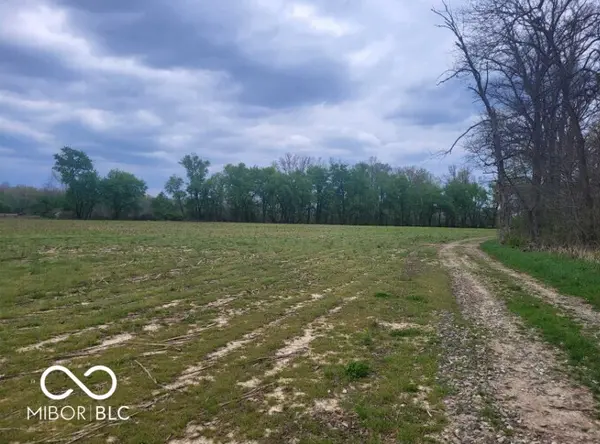 8000 E Co. Rd. 300 RD S, Seymour, IN 47274