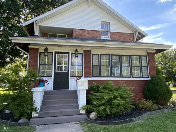 902 Fair ST, Clay City, IN 47841