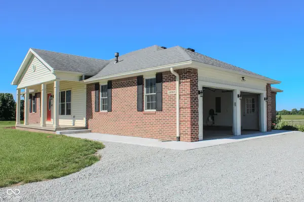 10085 S 400 E, Markleville, IN 46056