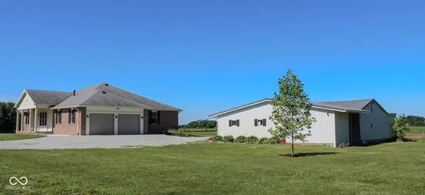 10085 S 400 E, Markleville, IN 46056