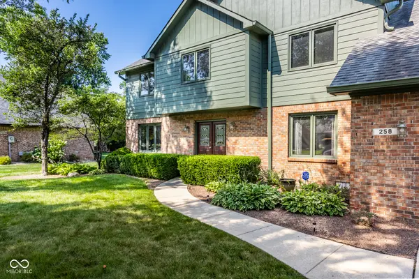258 Adrienne DR, Greenwood, IN 46142