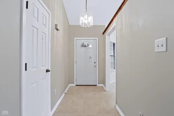 7229 Muirfield PL, Indianapolis, IN 46237