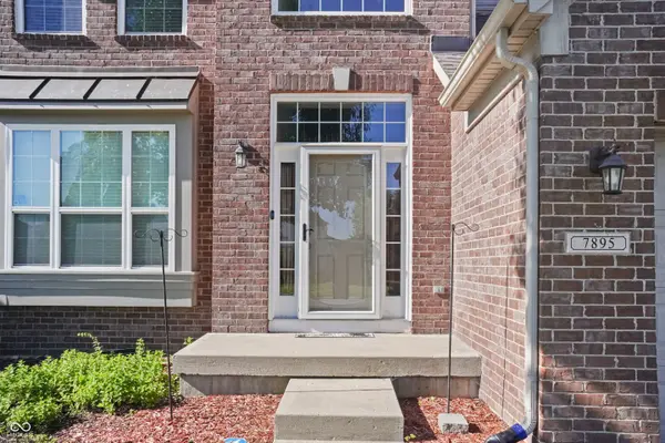 7895 Blue Jay WAY, Zionsville, IN 46077