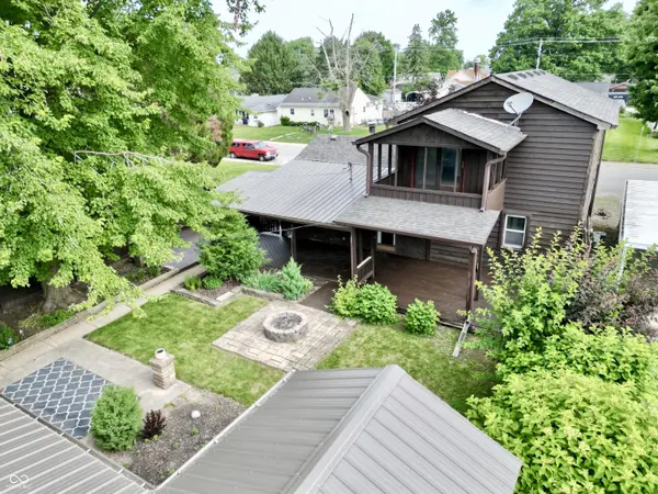 2015 S J ST, Elwood, IN 46036