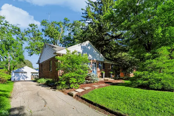 5614 Rosslyn AVE, Indianapolis, IN 46220