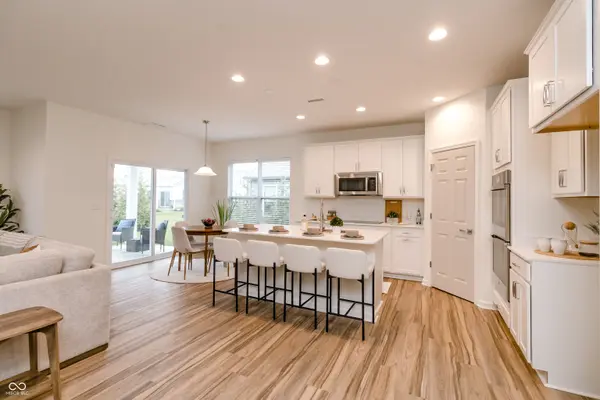 11406 Wicker LN, Noblesville, IN 46060