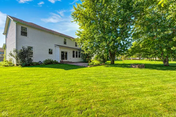 1874 Wayfield DR, Avon, IN 46123