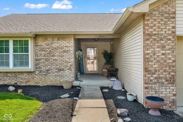 8353 Southern Springs DR, Indianapolis, IN 46237