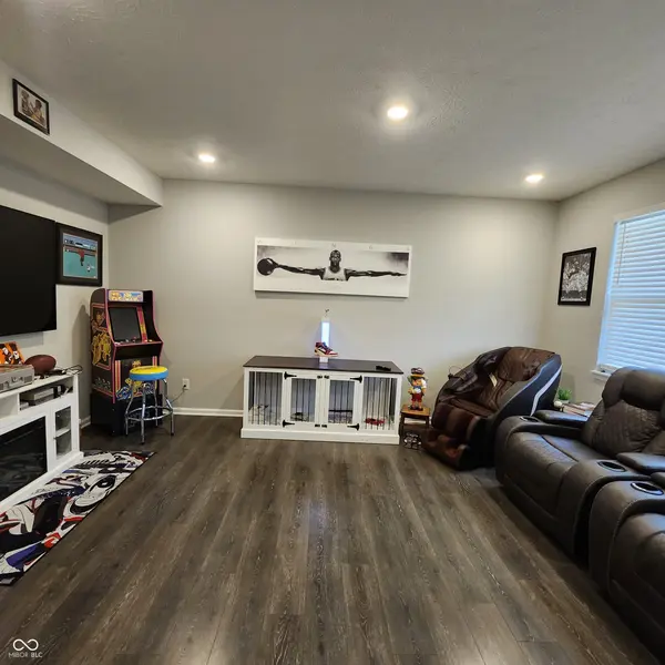 13875 N Honey Creek DR, Camby, IN 46113