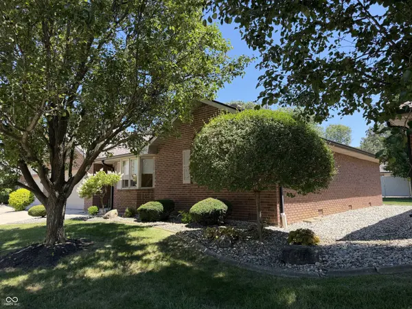 1206 Sugar Pine DR, Anderson, IN 46012
