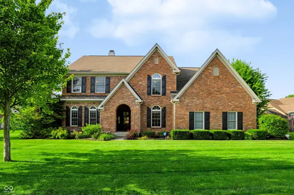 8765 Lily CT, Zionsville, IN 46077
