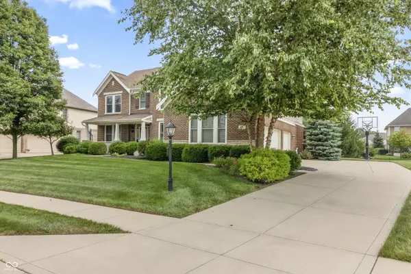 9862 Wading Crane AVE, Fishers, IN 46055
