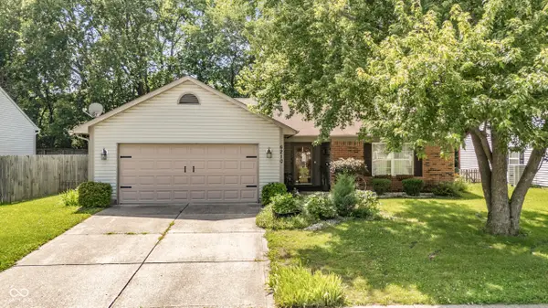 6210 Cradle River DR, Indianapolis, IN 46221