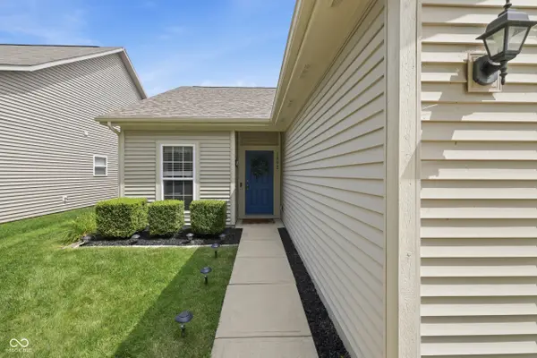 1052 Lichfield LN, Westfield, IN 46074