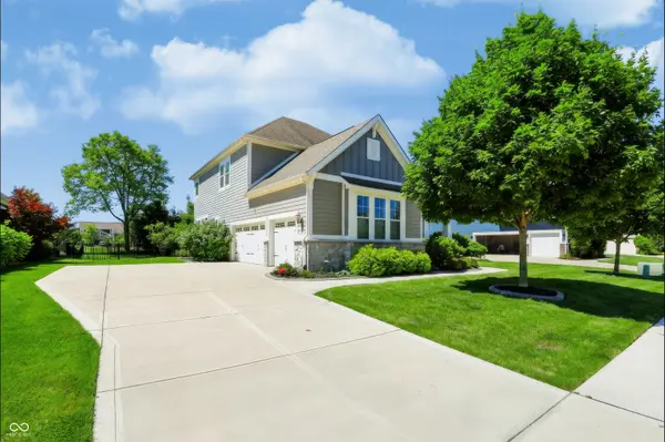 3561 Shady Lake DR, Westfield, IN 46074
